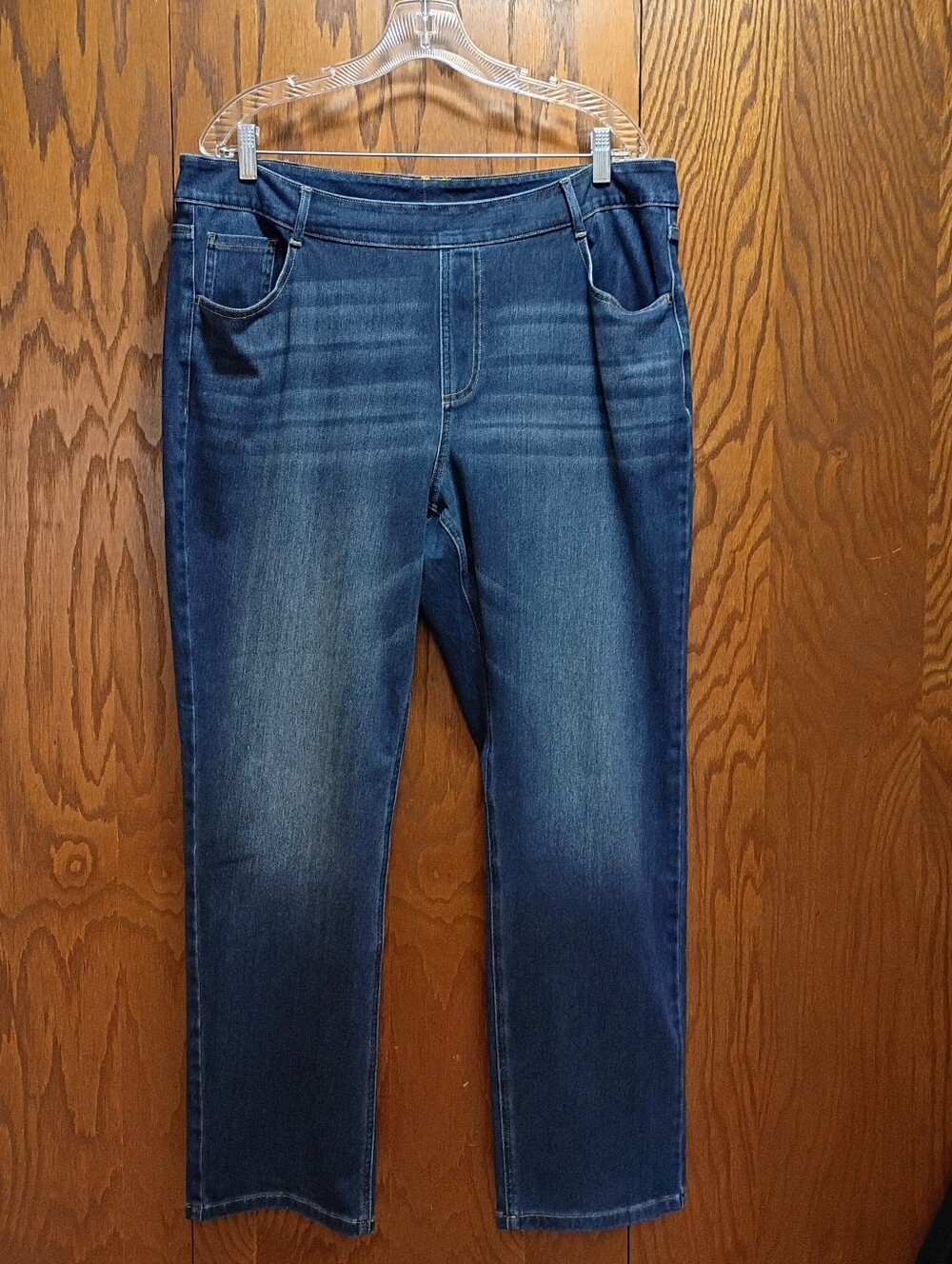 HALARA Womans Straight Jeans in Medium Blue.